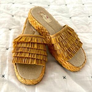 OFFERS WELCOME! Band of Gypsies Hula Raffia Slides / Platform Sandals Sz 8